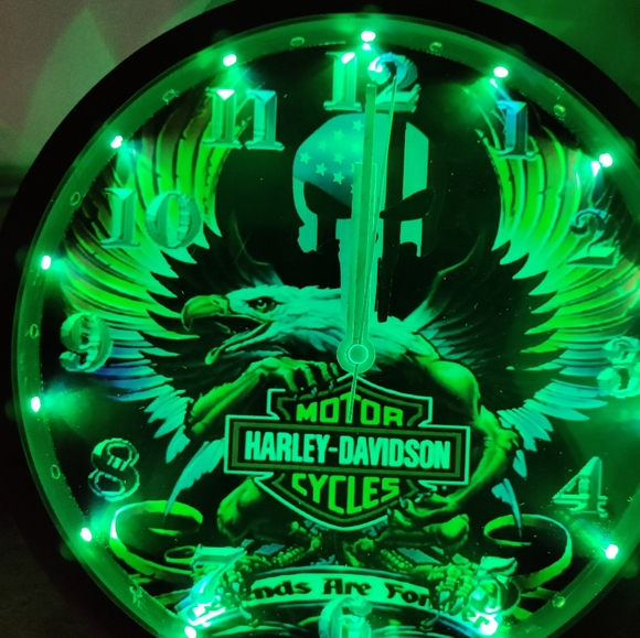 COPY - Harley Davidson clock - Picture 13 of 14